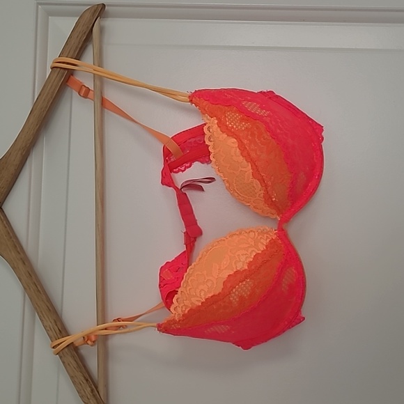 Rue21 Other - Hot pink and orange  lace bra